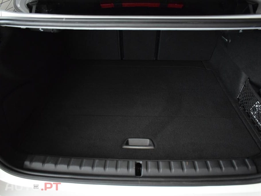 BMW 216 d Pack Desportivo M