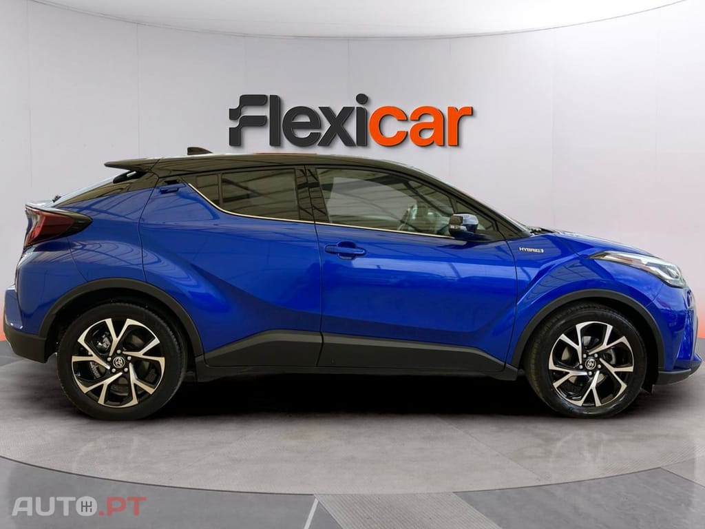 Toyota C-HR 1.8 Hybrid Square Collection
