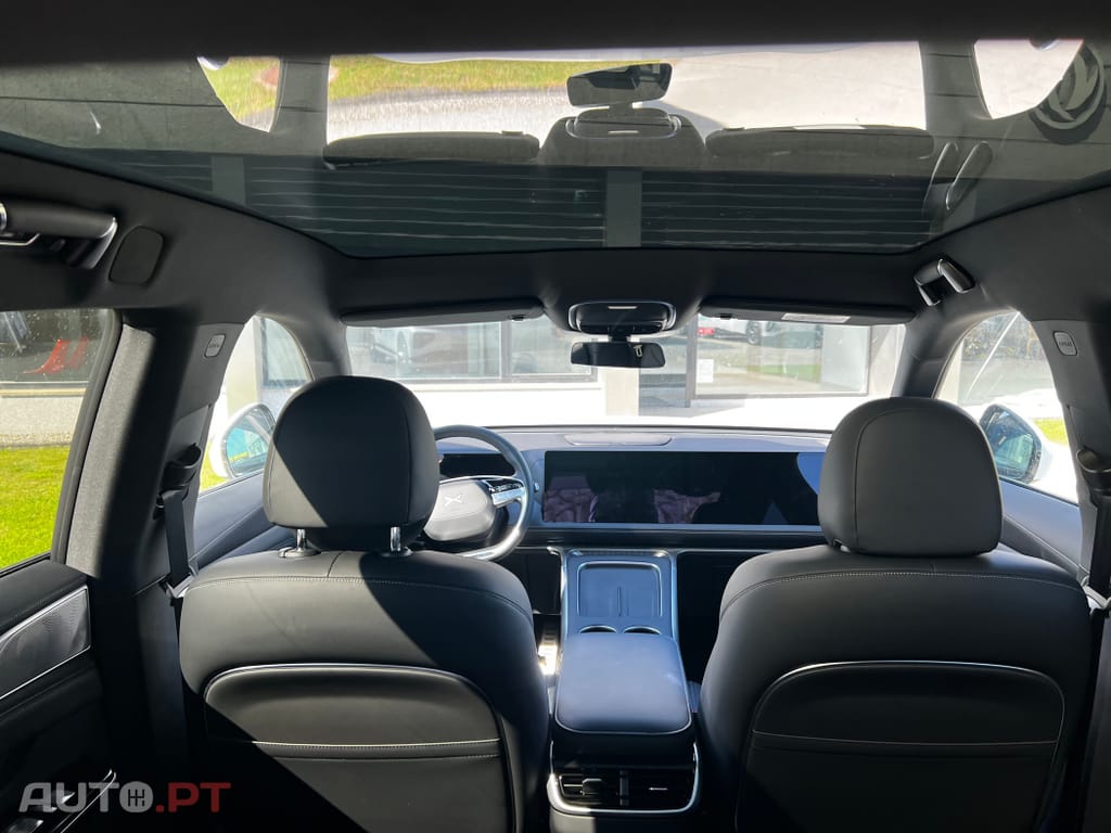 XPeng G9 98 kWh AWD Performance