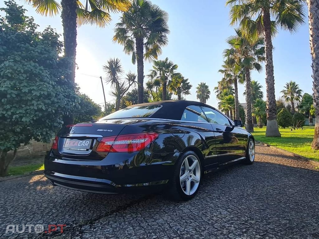 Mercedes-Benz E 220 Outro