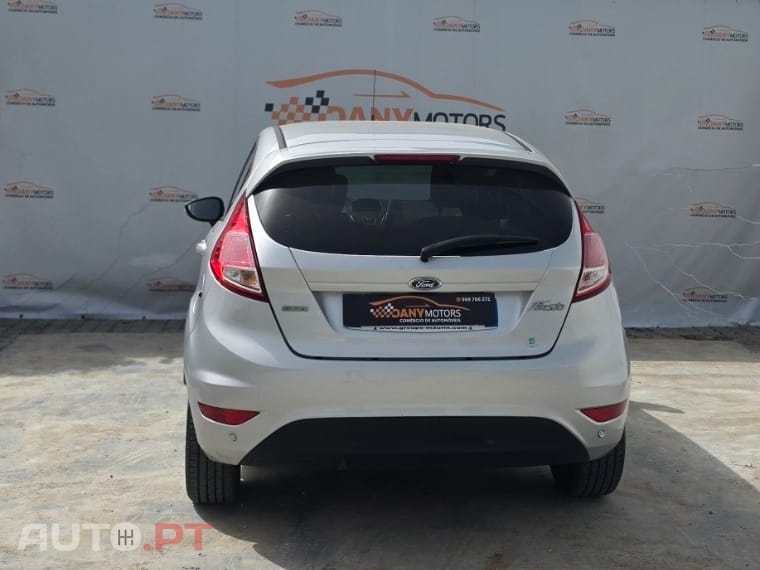 Ford Fiesta 1.0 EcoBoost S&S TITANIUM