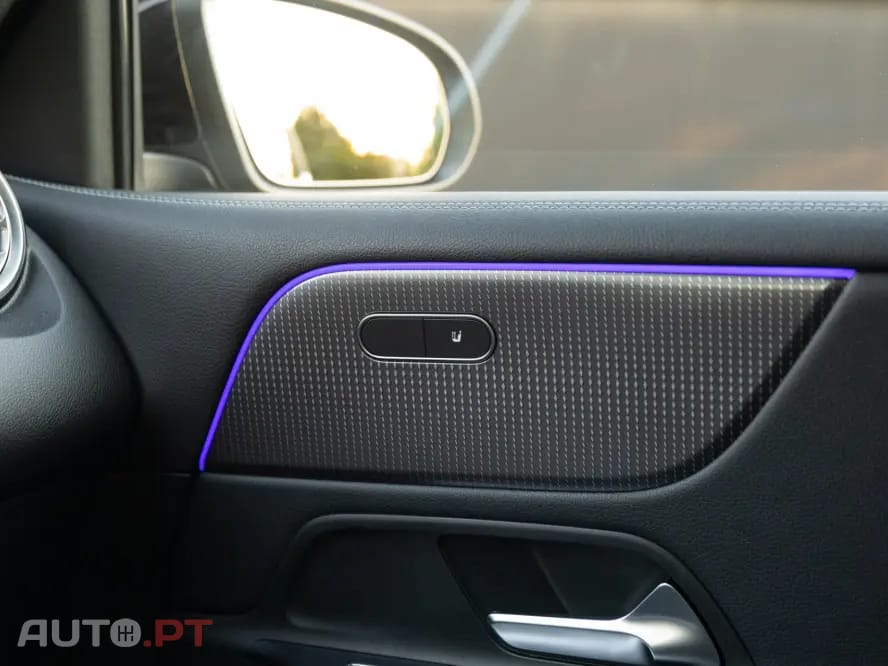 Mercedes-Benz EQB 300 4Matic AMG Line