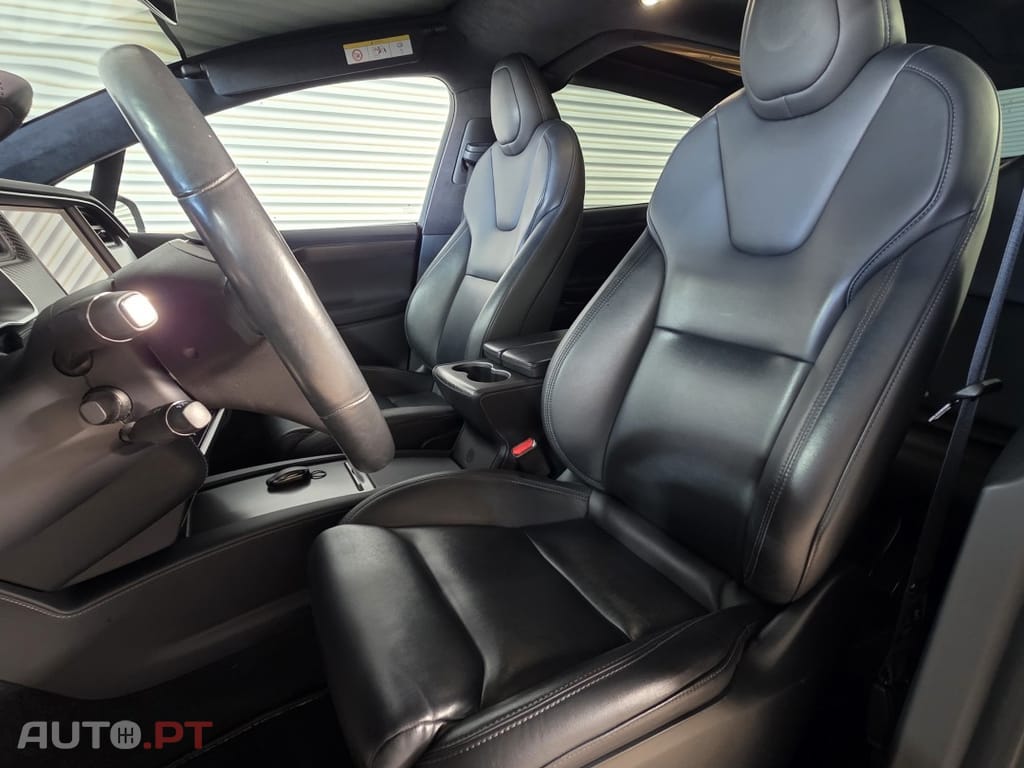 Tesla Model X Performance Ludicrous