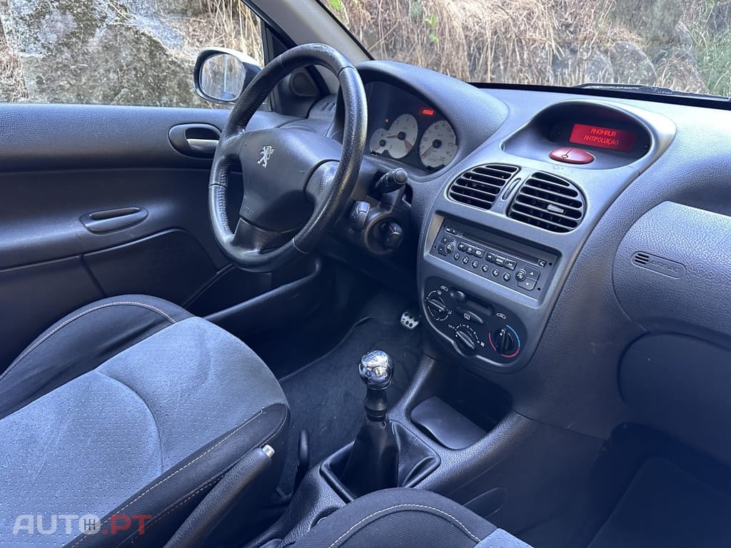 Peugeot 206 1.6 HDi XS