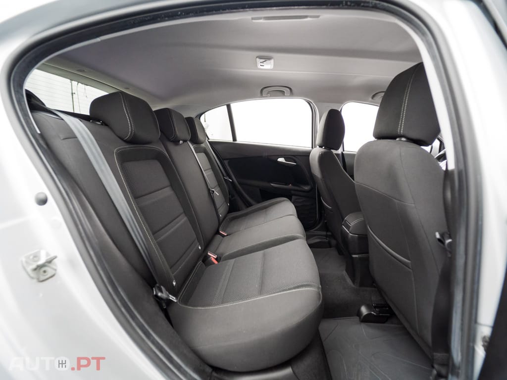 Fiat Tipo 1.3 M-Jet Lounge