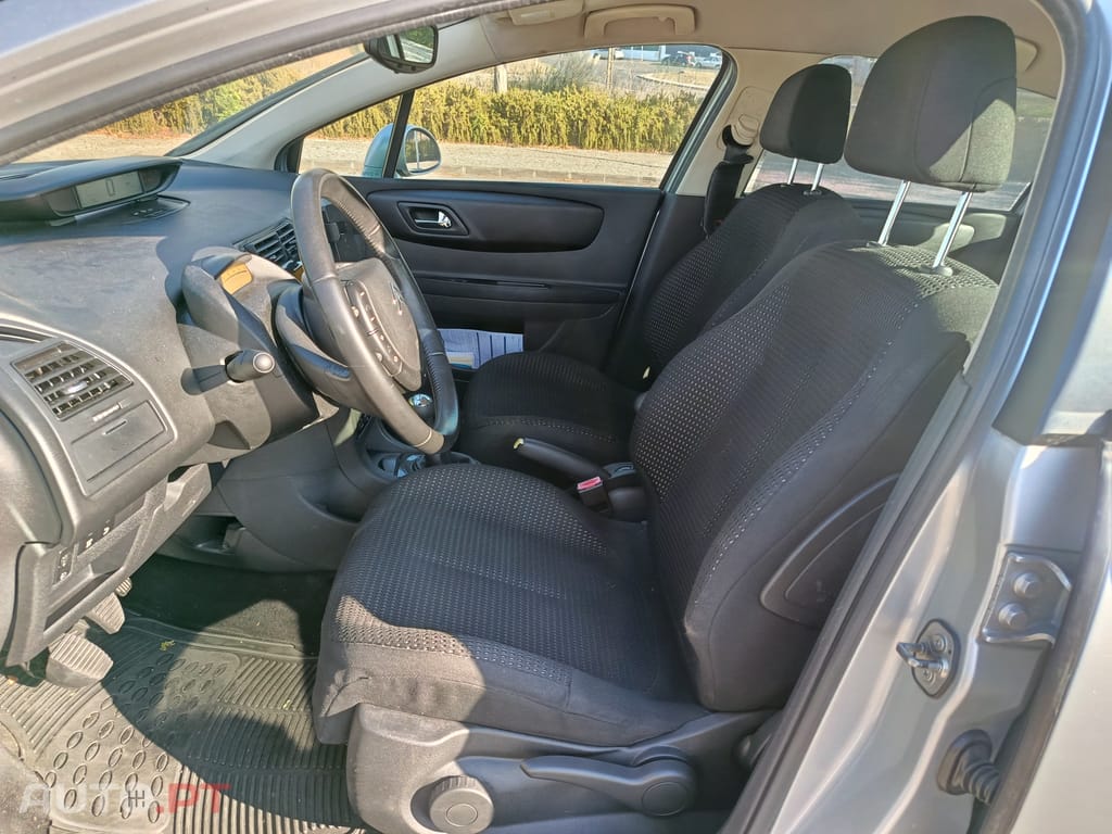 Citroen C4 1.6 HDi 110 cv VTR Pack