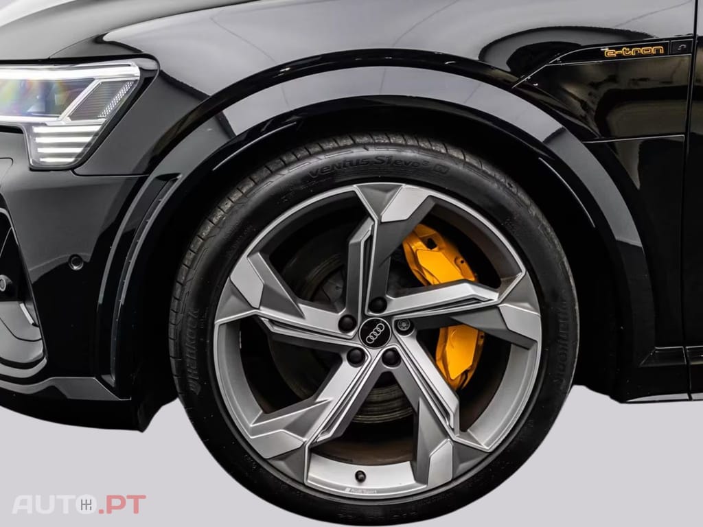 Audi E-Tron S BLACK