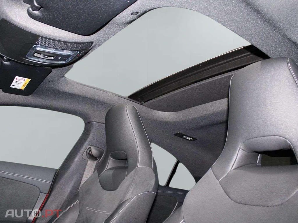 Mercedes-Benz CLA 250 e AMG I.V.A DEDUTÍVEL  