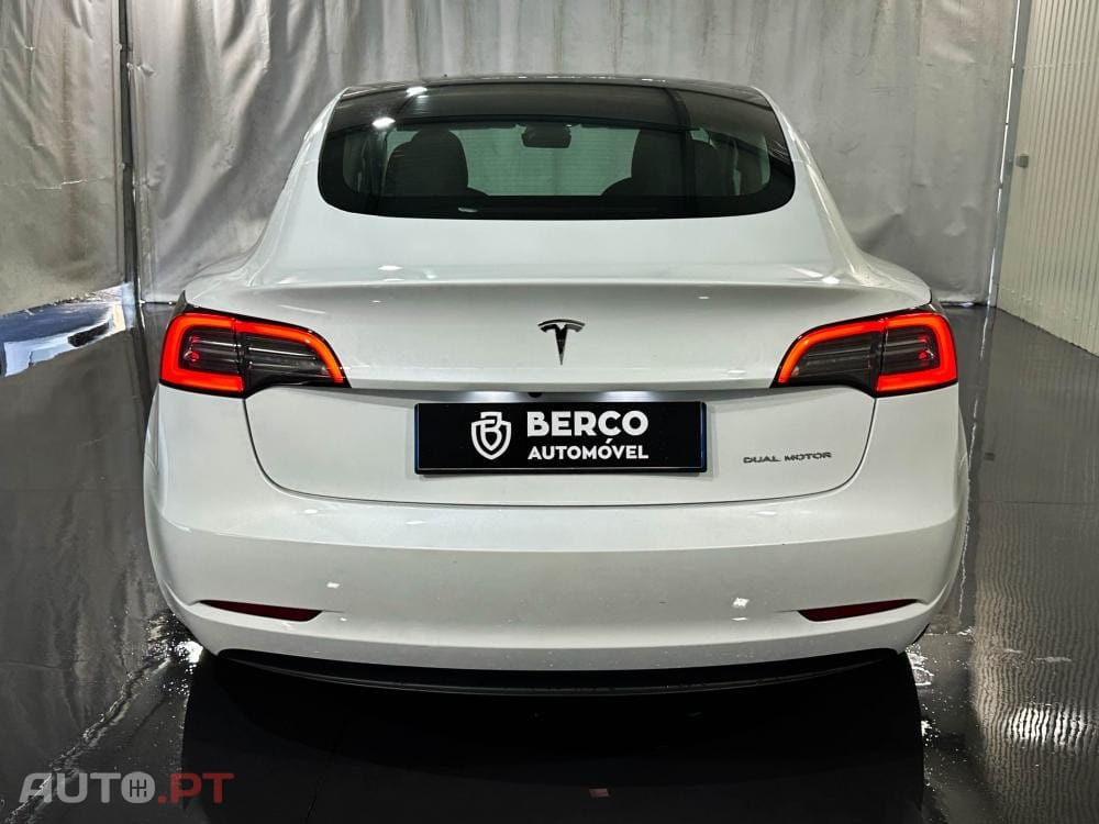 Tesla Model 3 Long Range AWD Dual Motor