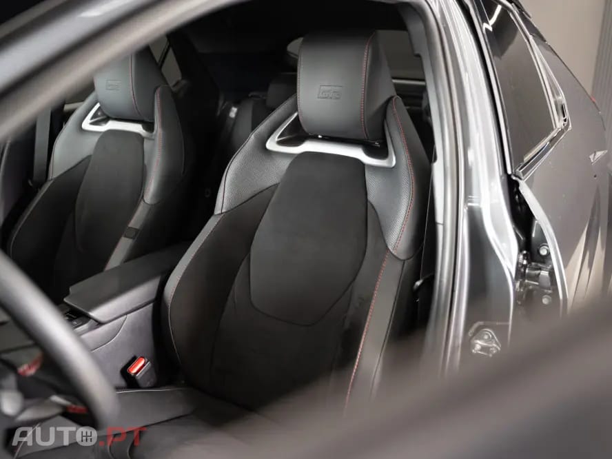 Toyota C-HR Toyota C-HR 2.0 HDF Plug-in GR Sport