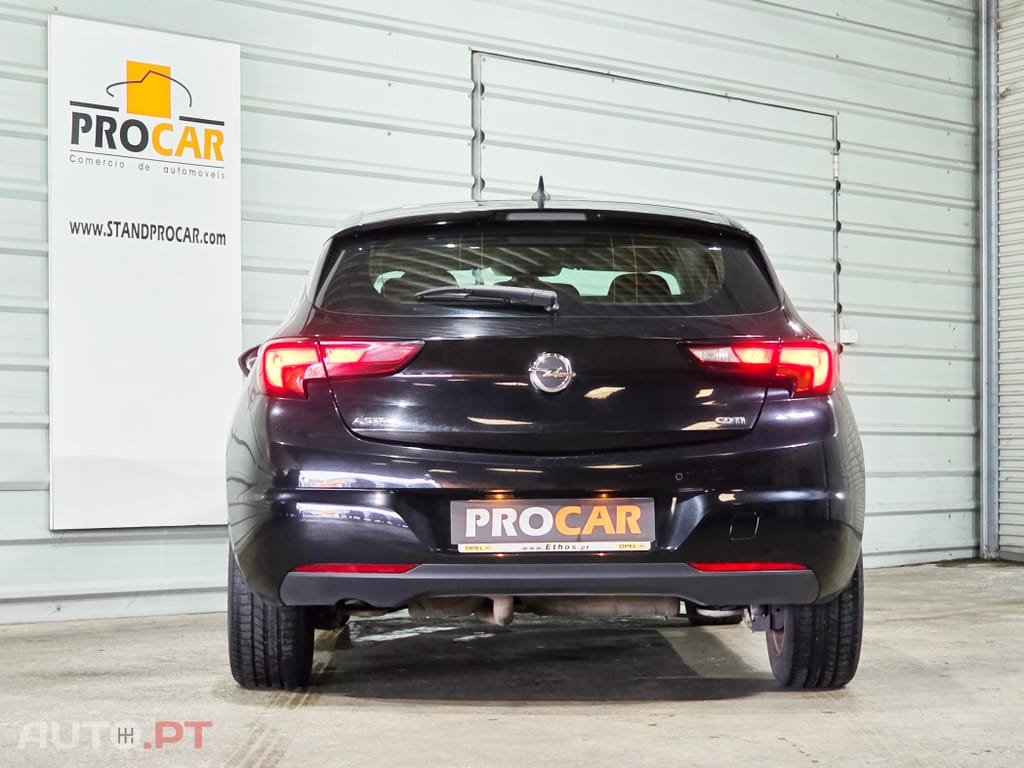 Opel Astra 1.6 CDTI Dynamic S/S