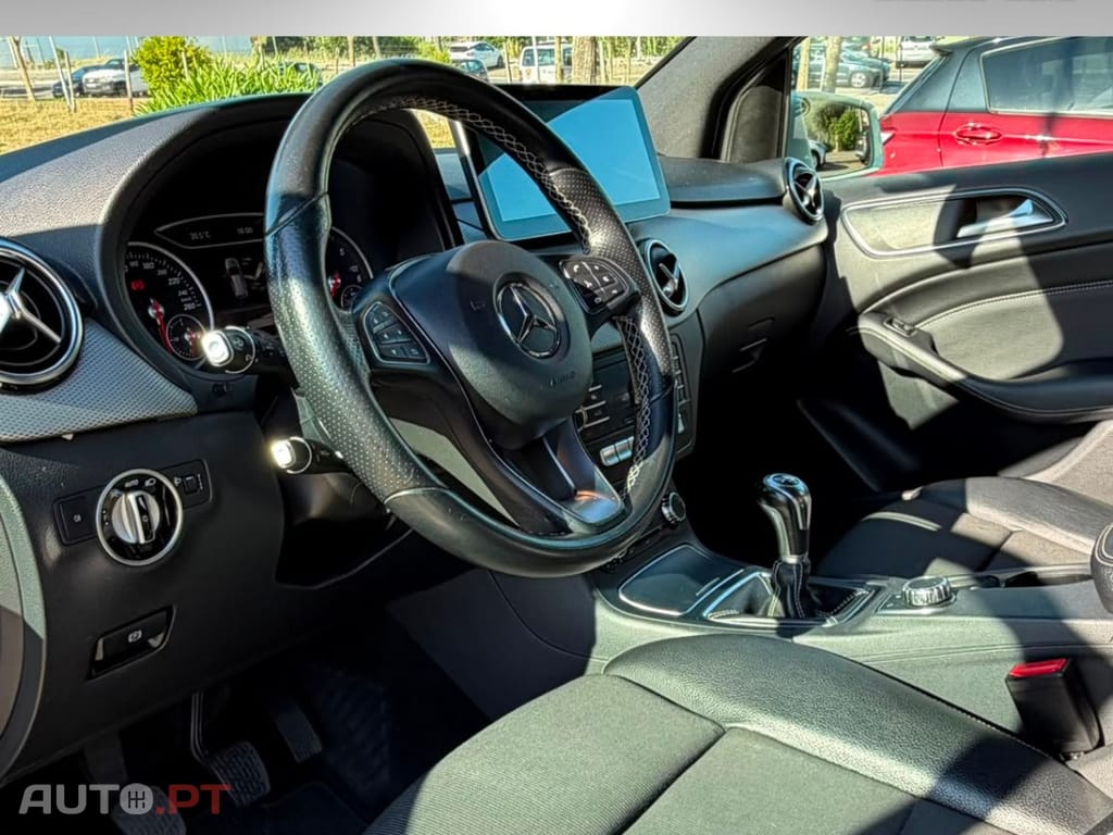 Mercedes-Benz B 180 d Urban