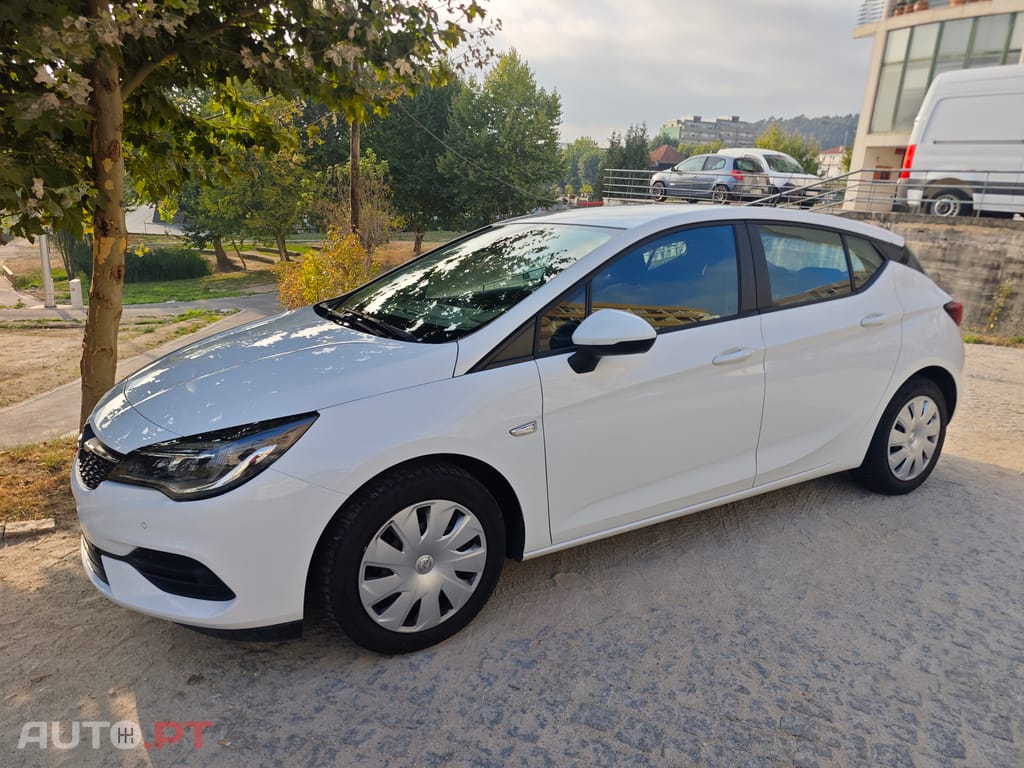 Opel Astra 1.5 D S&S Business Edition
