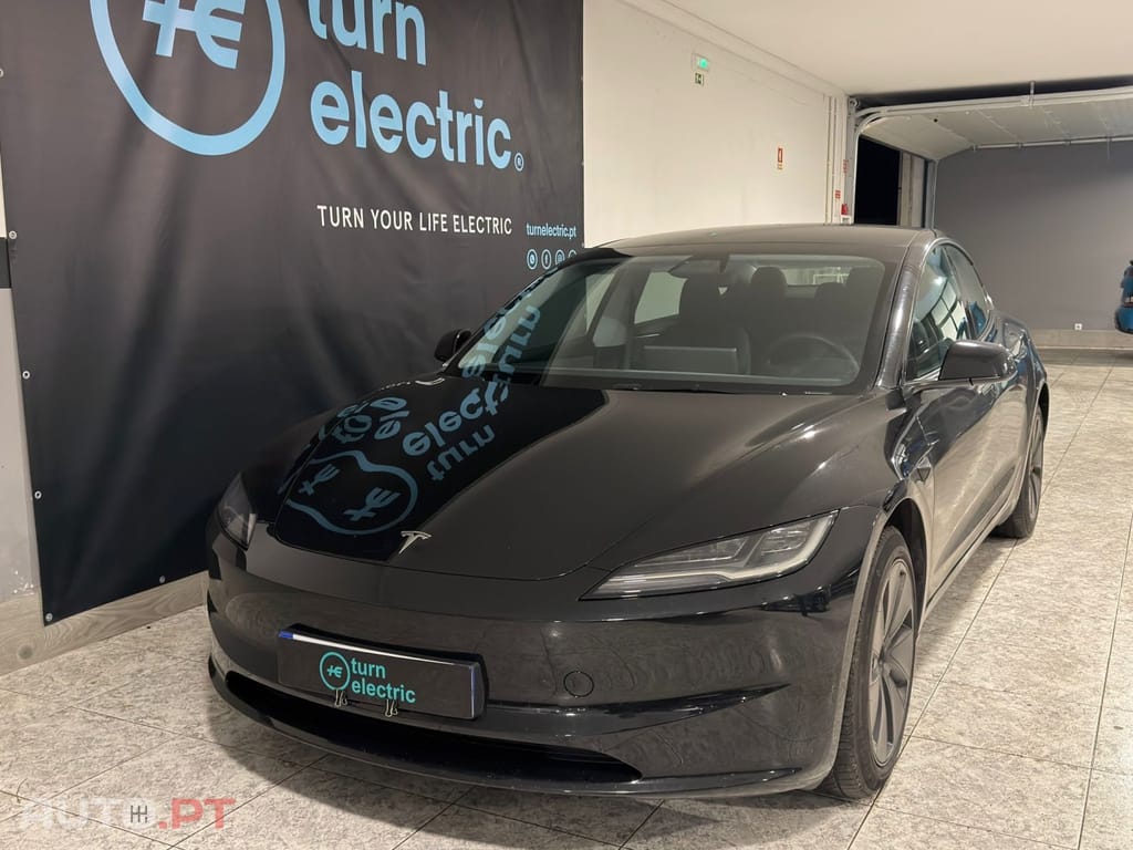 Tesla Model 3 Standard Range Plus RWD