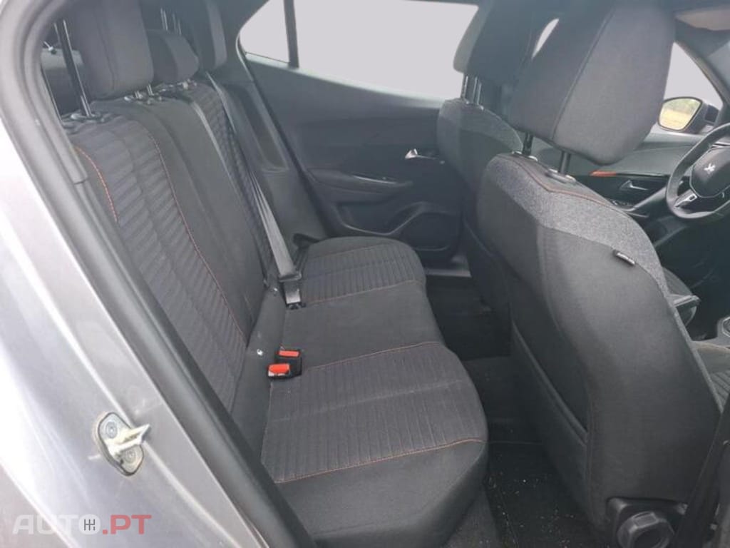 Peugeot 2008 1.2 PureTech