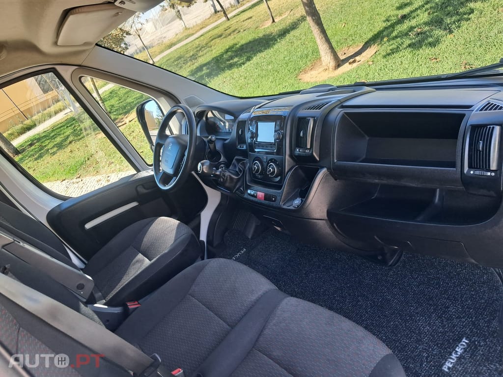 Peugeot Boxer 2.2 BlueHDi 435 L4H2 Premium