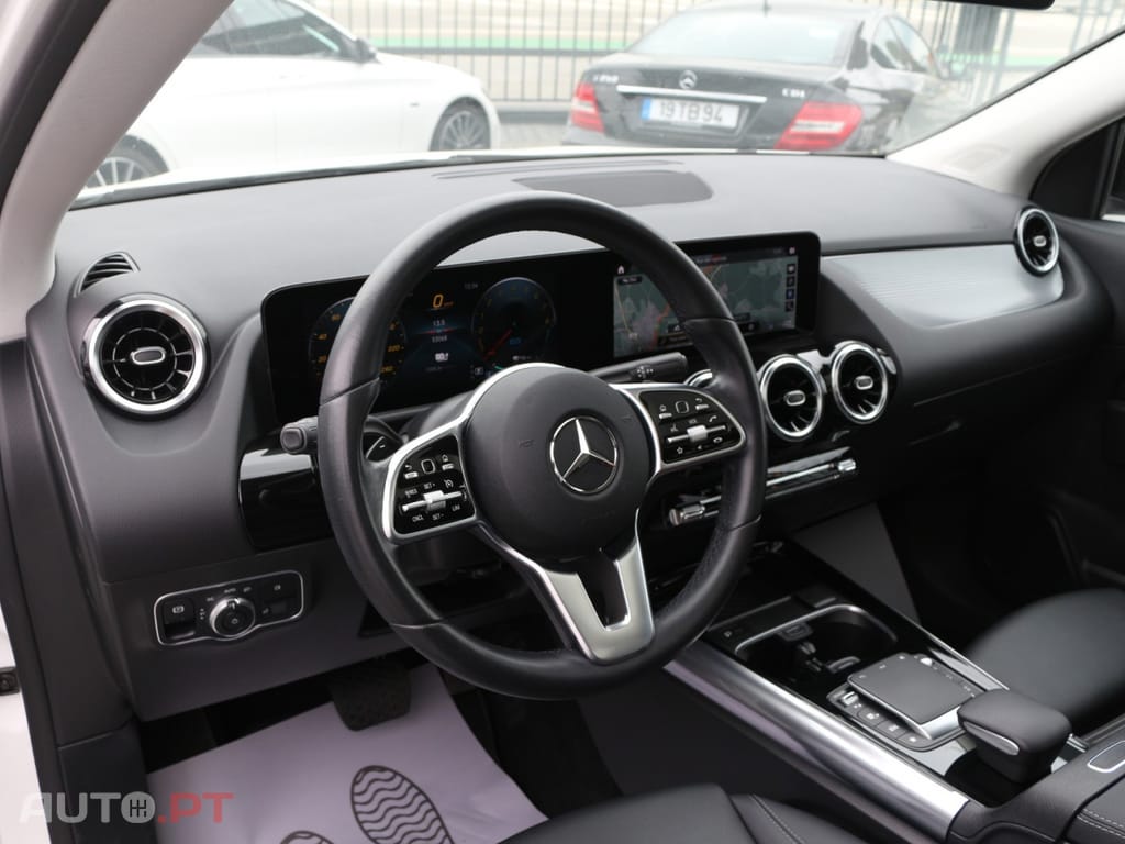 Mercedes-Benz GLA 250 e Progressive