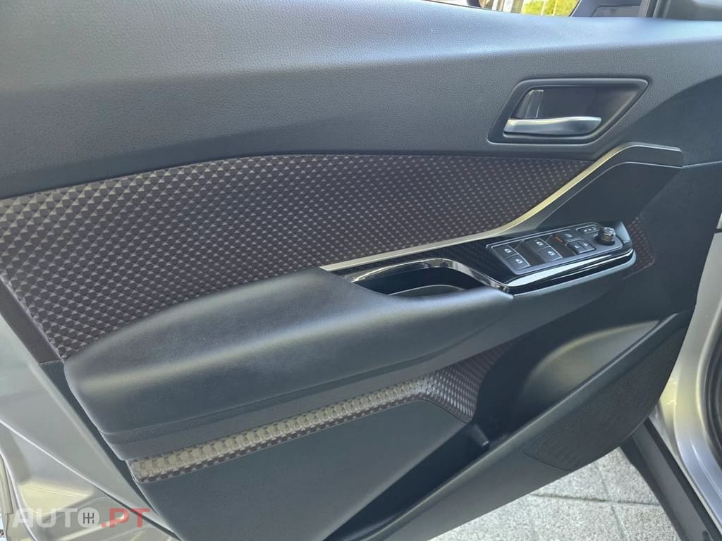 Toyota C-HR 1.8 HSD Exclusive+P.Luxury