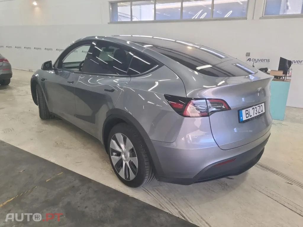 Tesla Model Y Tração Traseira