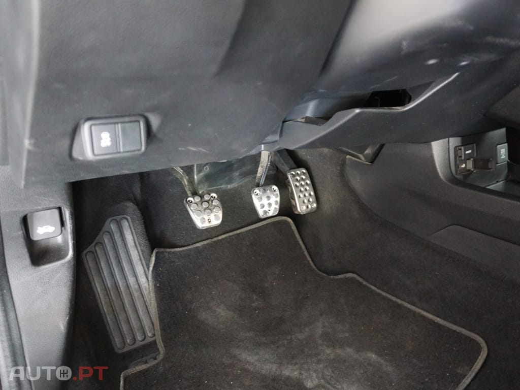 Honda Civic 1.6 i-DTEC Elegance Navi