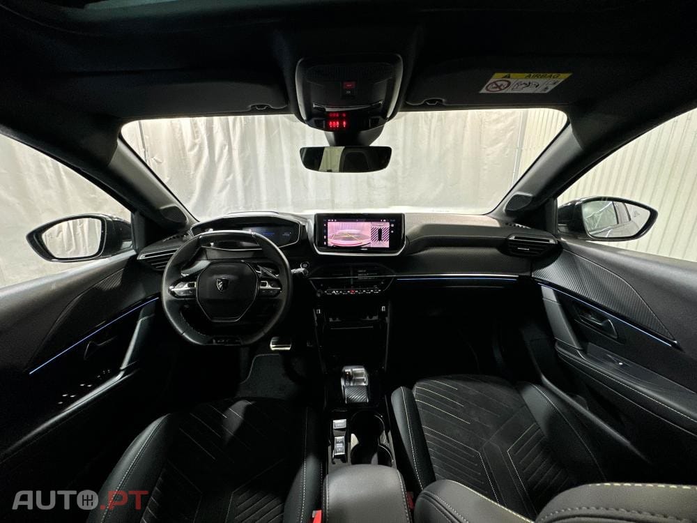 Peugeot E-208 51 kWh GT