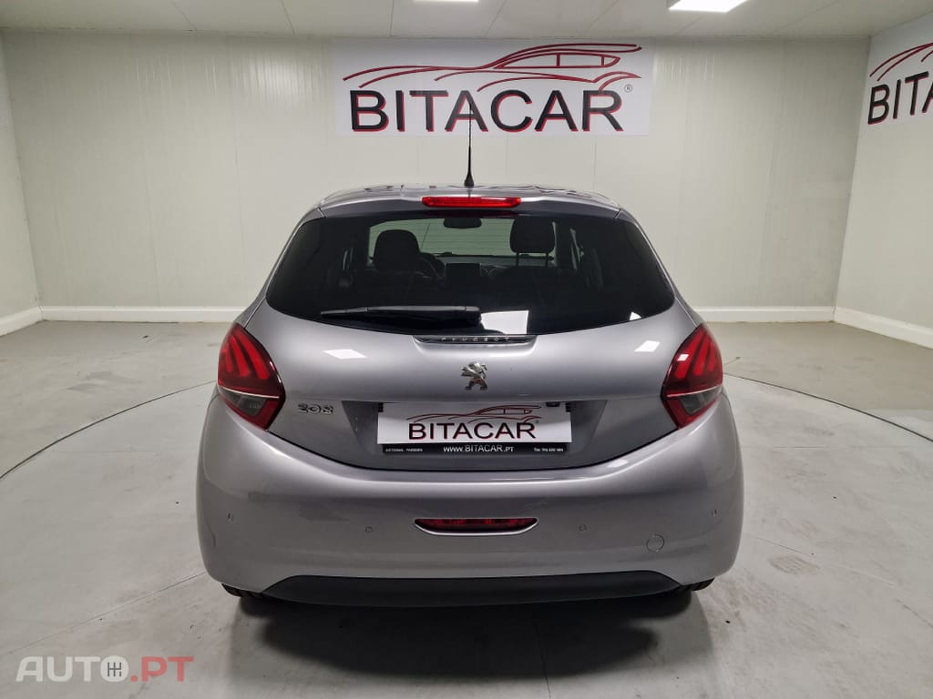 Peugeot 208 1.5 BLUEHDI 102CV SIGNATURE GPS CAMARA TRASEIRA