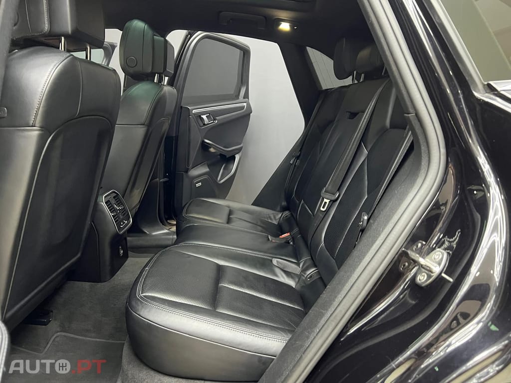 Porsche Macan S