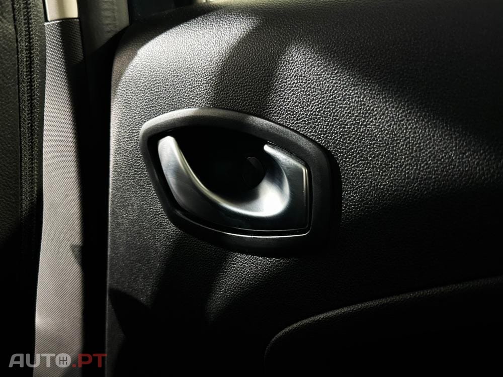 Renault Zoe (c/ Bateria) EV50 135hp Techno