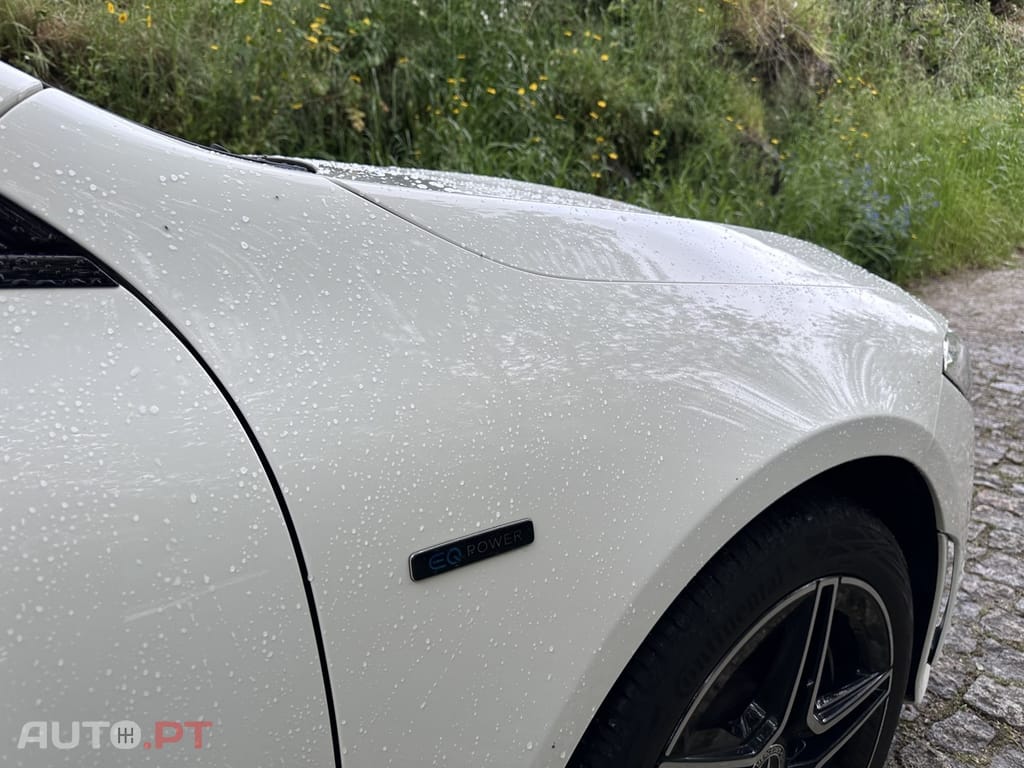 Mercedes-Benz CLA 250 e Shooting Brake AMG Line