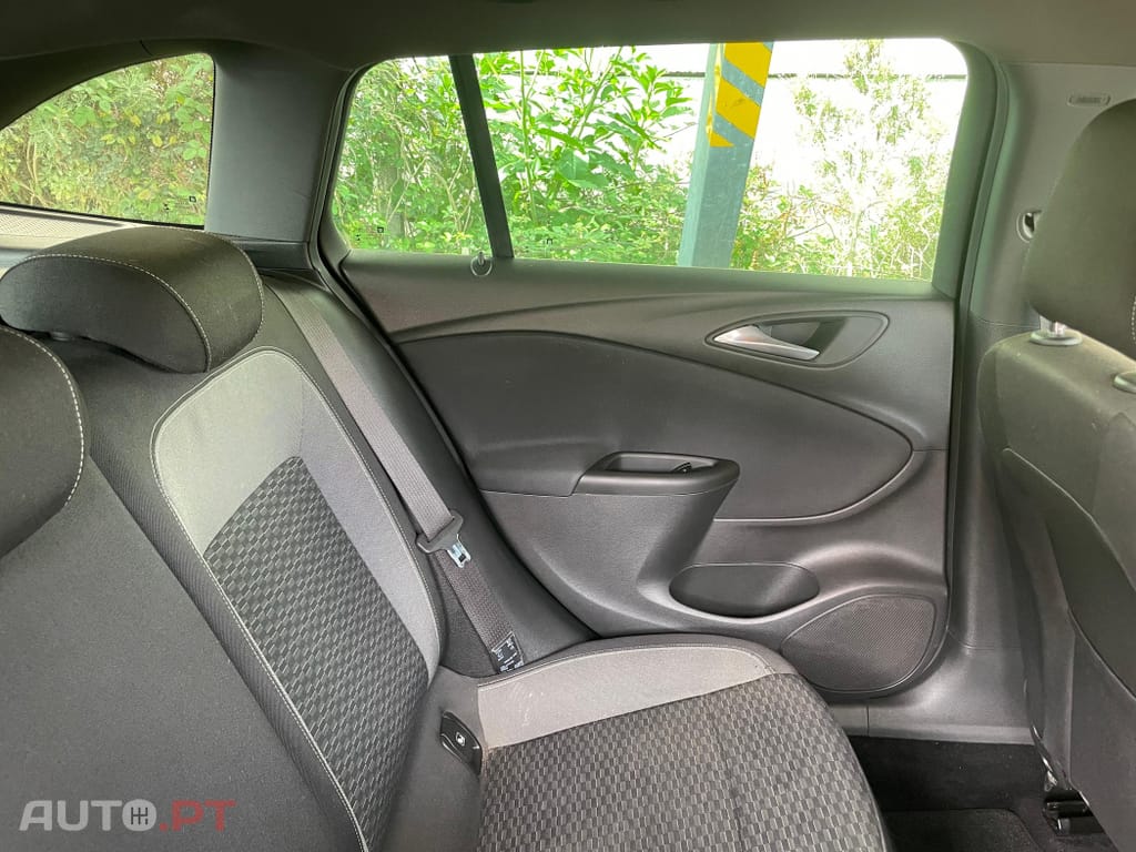 Opel Astra Sports Tourer 1.2 T Business Edition S/S