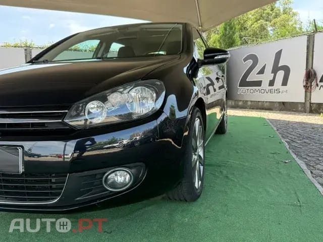Volkswagen Golf 1.6 TDi Highline DSG