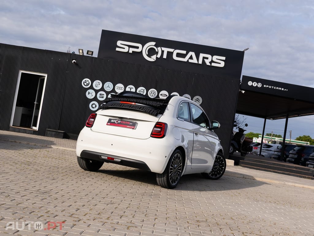 Fiat 500e 42kWh la Prima (by Bocelli)