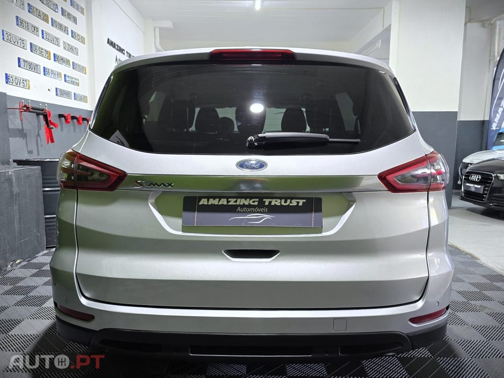 Ford S-Max 2.0 TDCi Titanium