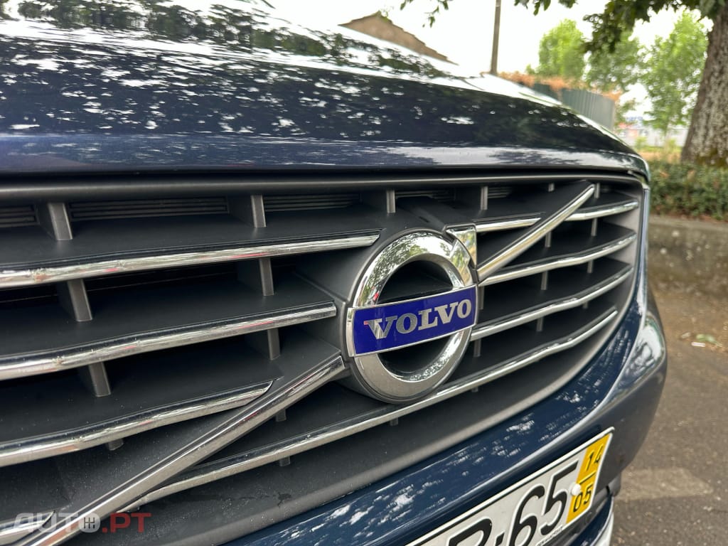 Volvo XC60 2.0 D4 Momentum Geartronic
