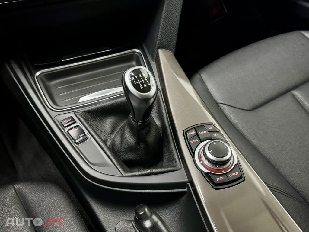 BMW 318 d Touring Line Modern