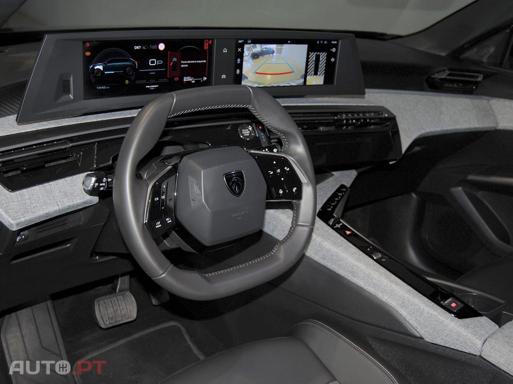 Peugeot 5008 1.2 Hybrid Allure e-DCS6