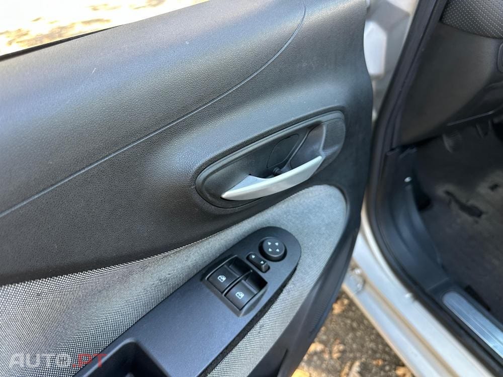 Fiat Punto Evo 1.3 M-Jet Dynamic Style