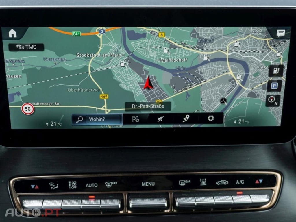 Mercedes-Benz EQV 300 Long MBUX Navi I.V.A DEDUTÍVEL 