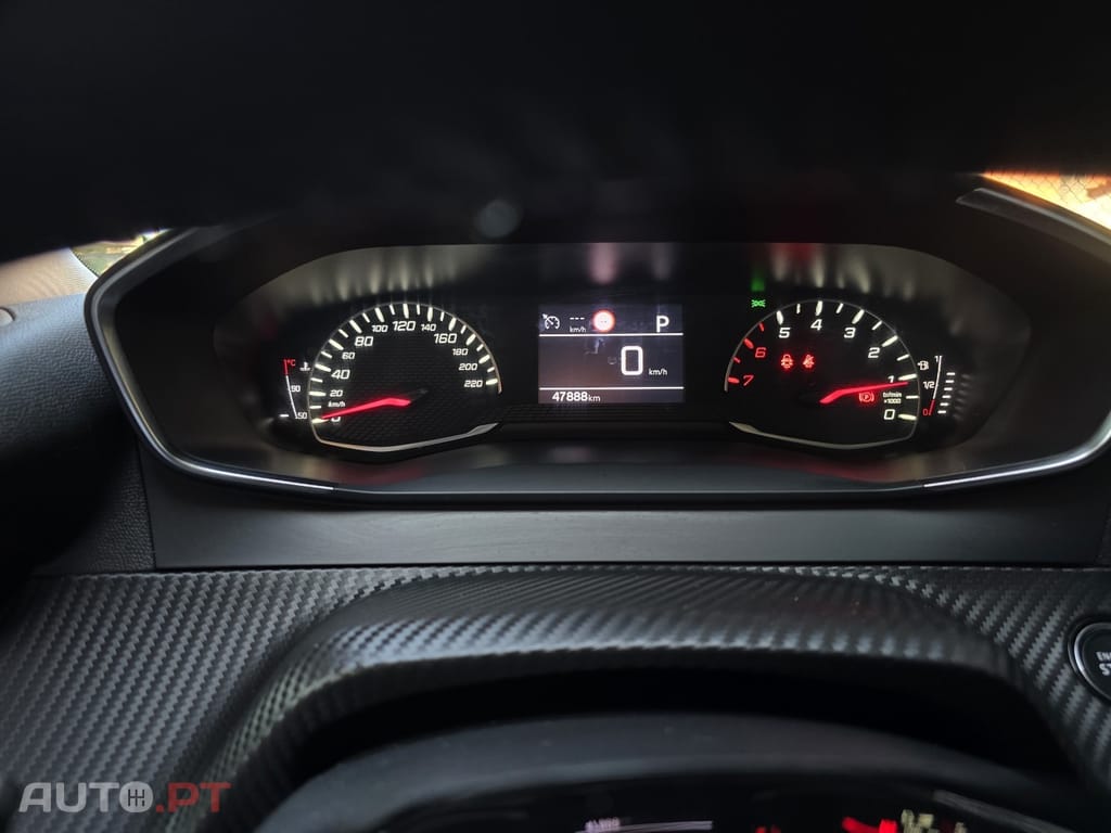 Peugeot 2008 1.2 PureTech Allure EAT8