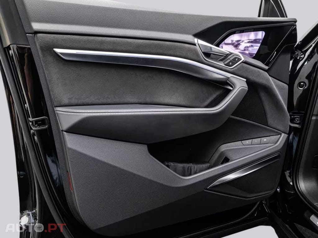 Audi E-Tron S ALL-BLACK I.V.A DEDUTIVEL 