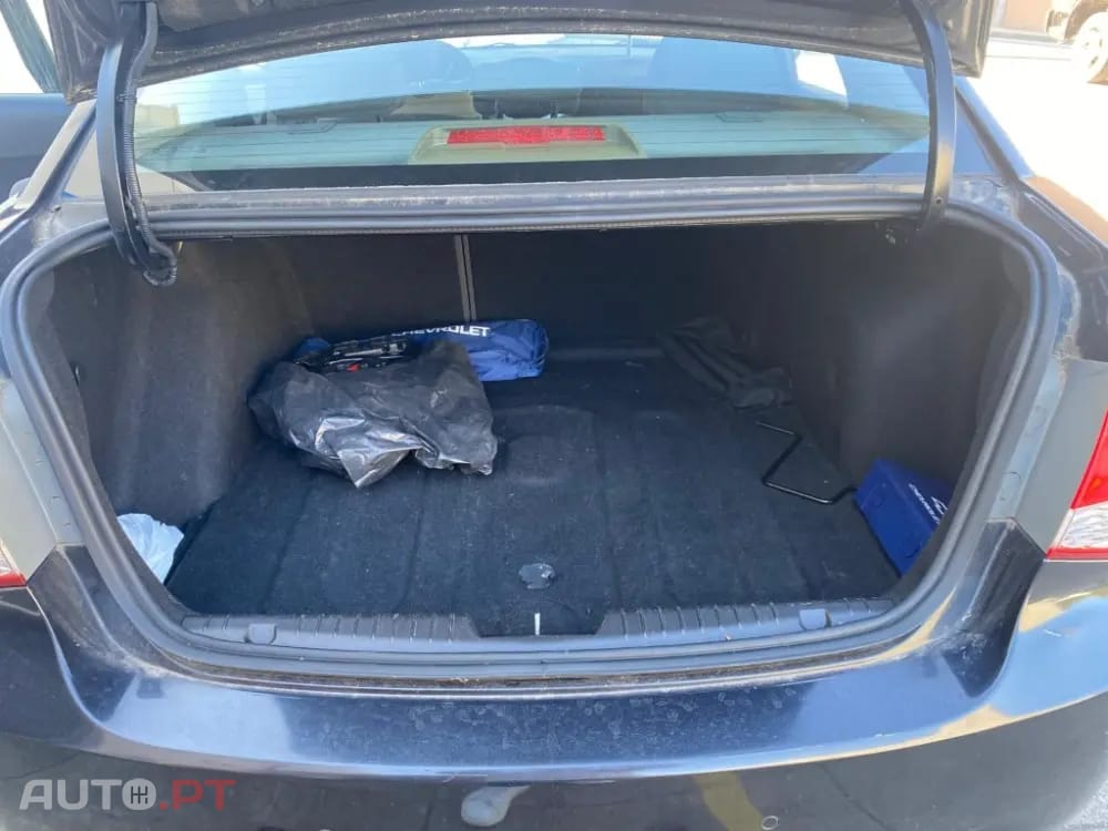 Chevrolet Cruze 1.6 LS