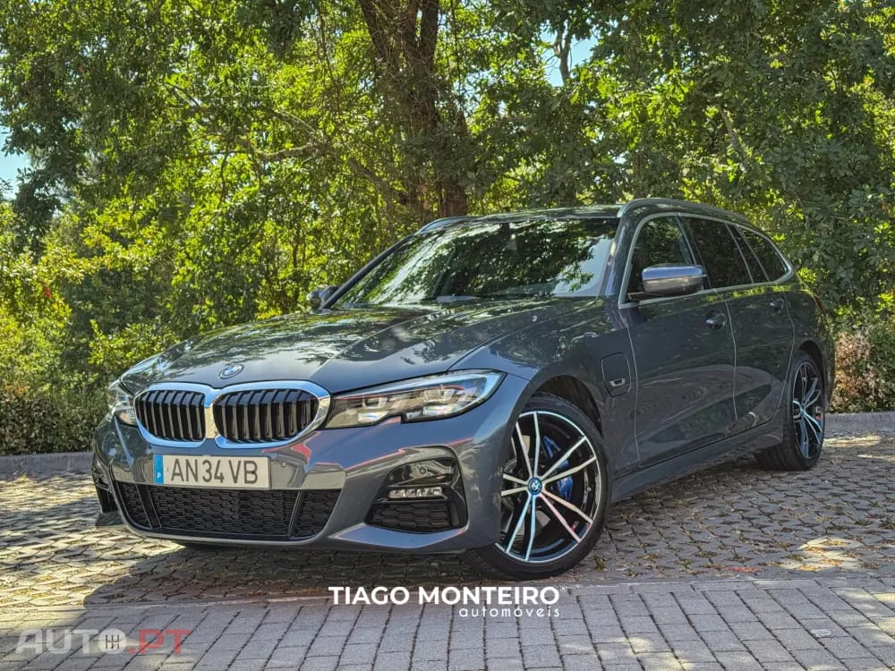 BMW 330 e Pack Desportivo M Auto