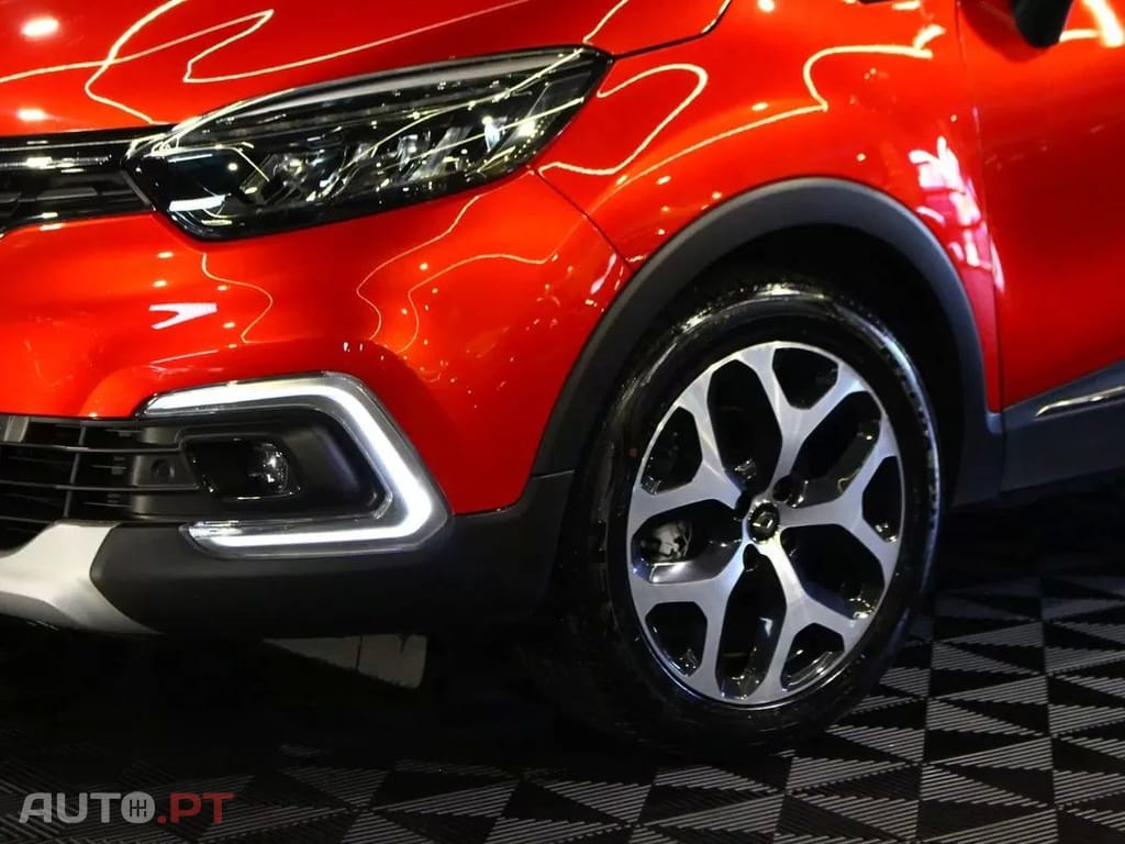 Renault Captur 1.5 dCi Red Edition