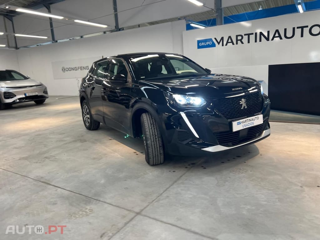 Peugeot E-2008 50 kWh Active Pack