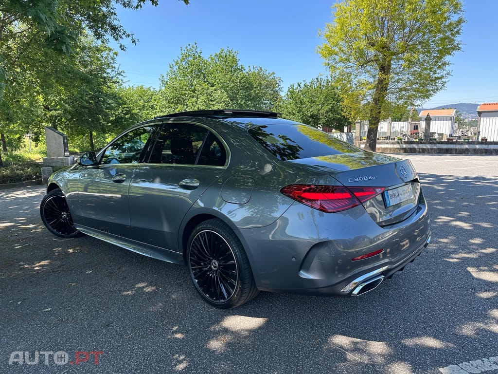 Mercedes-Benz C 300 de AMG Line