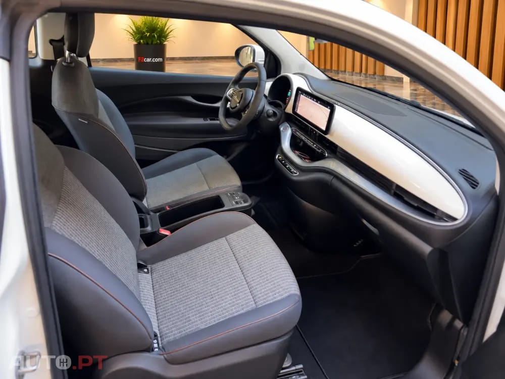 Fiat 500e 42 kWh Icon