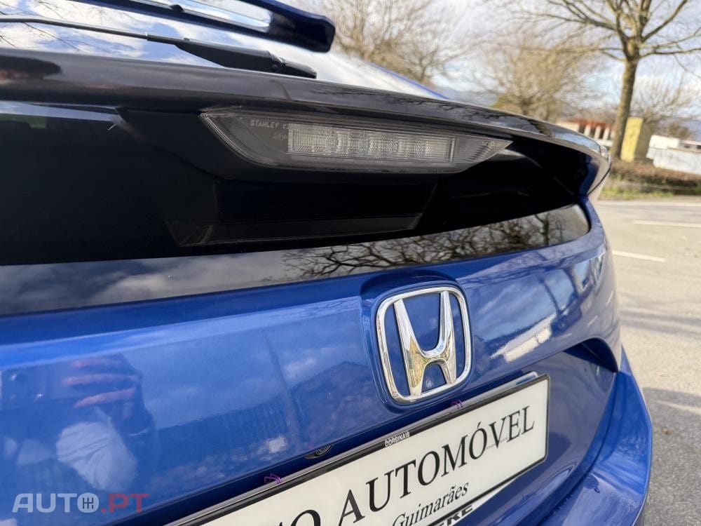 Honda Civic 1.0 i-VTEC Dynamic CVT