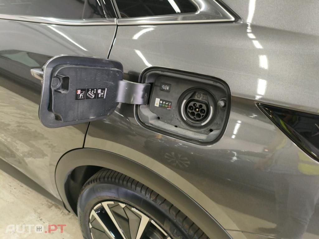 DS DS7 4x4 E-Tense Rivoli EAT8
