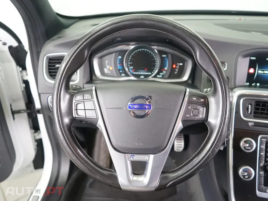 Volvo V60 2.4 D6 R-Design AWD Phev