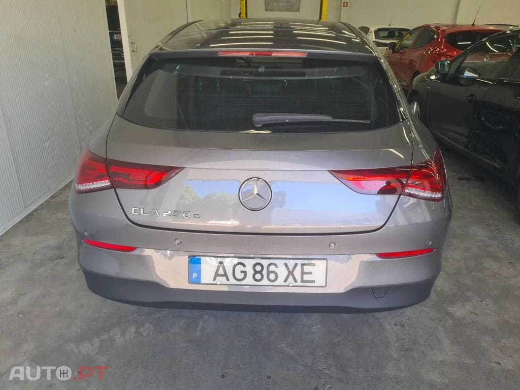 Mercedes-Benz CLA 250 e Shooting Brake Style Plus
